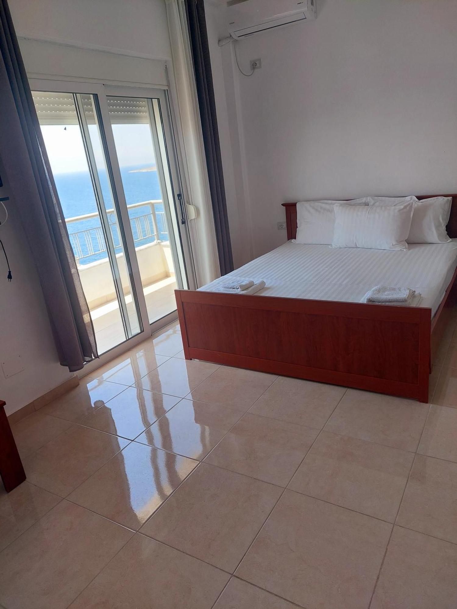 Makla Apartman Saranda Szoba fotó