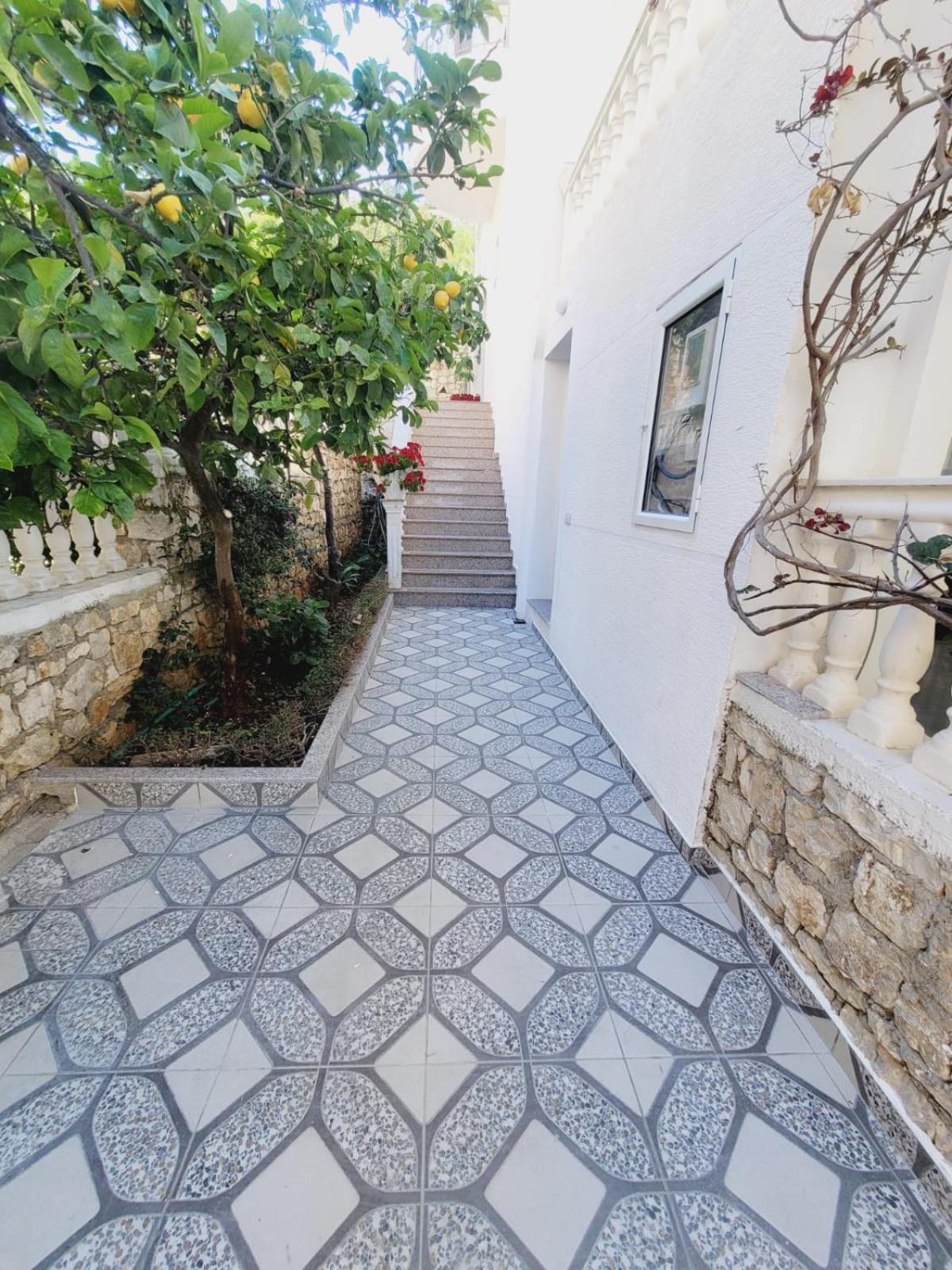 Makla Apartman Saranda Kültér fotó