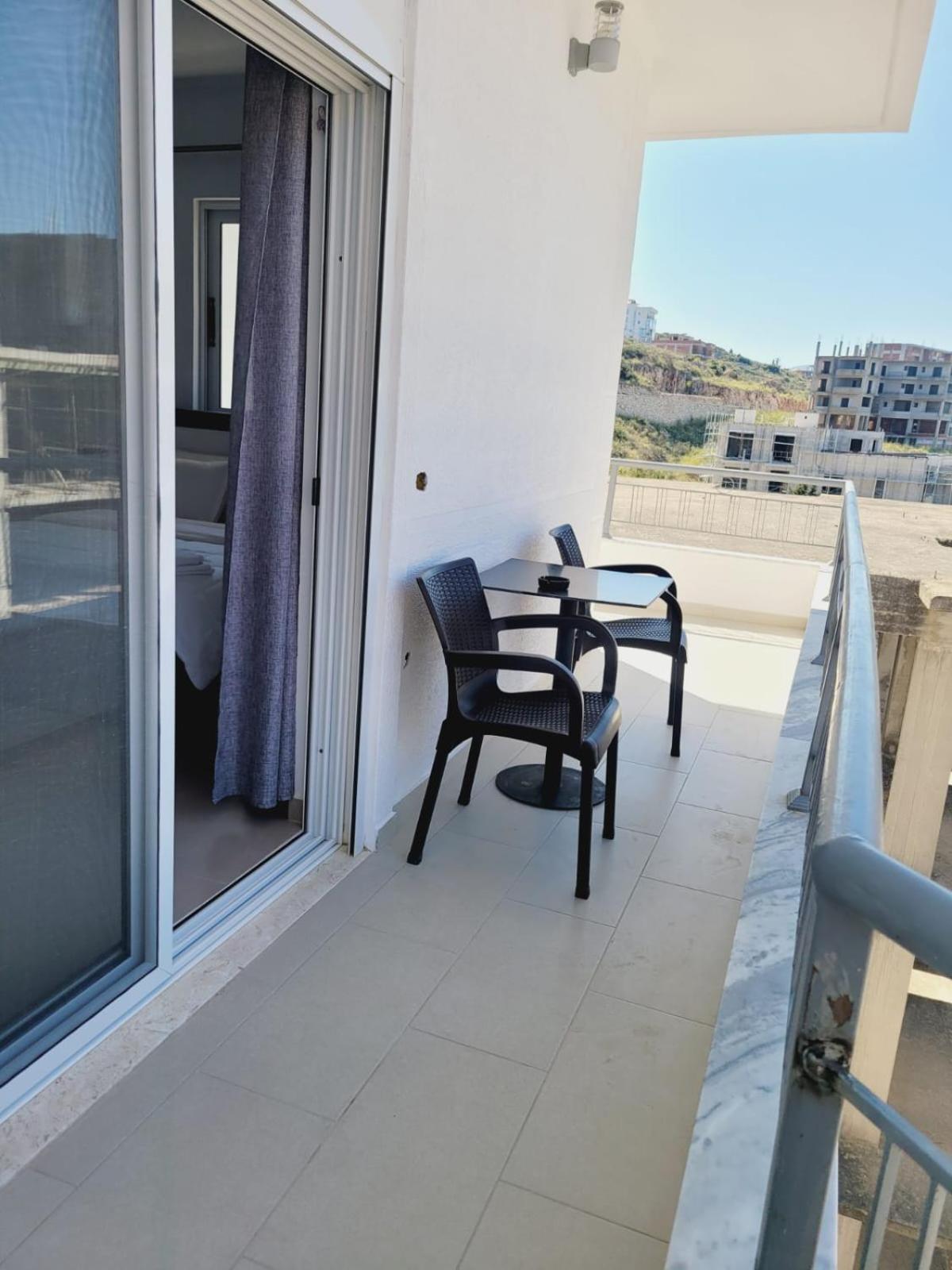 Makla Apartman Saranda Kültér fotó